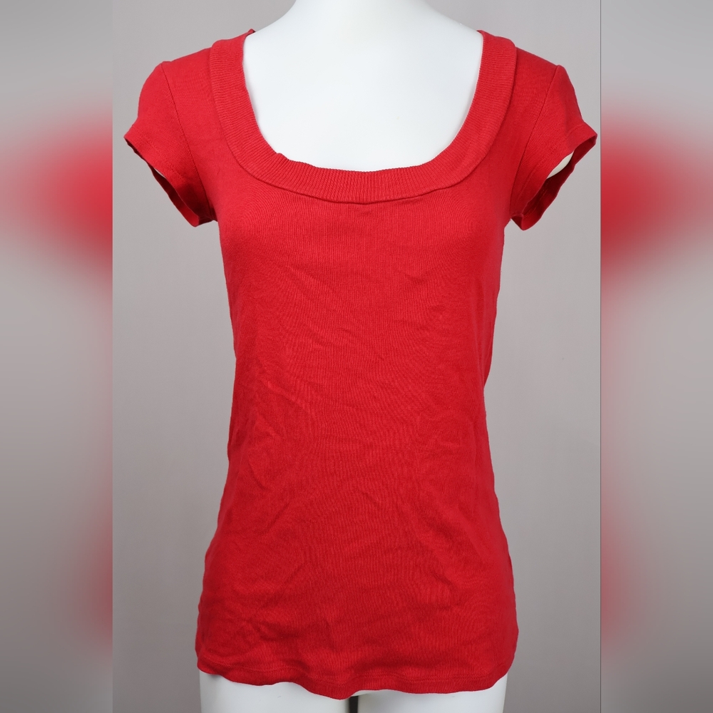 🔖 Express Red Short Sleeve Women's Tee